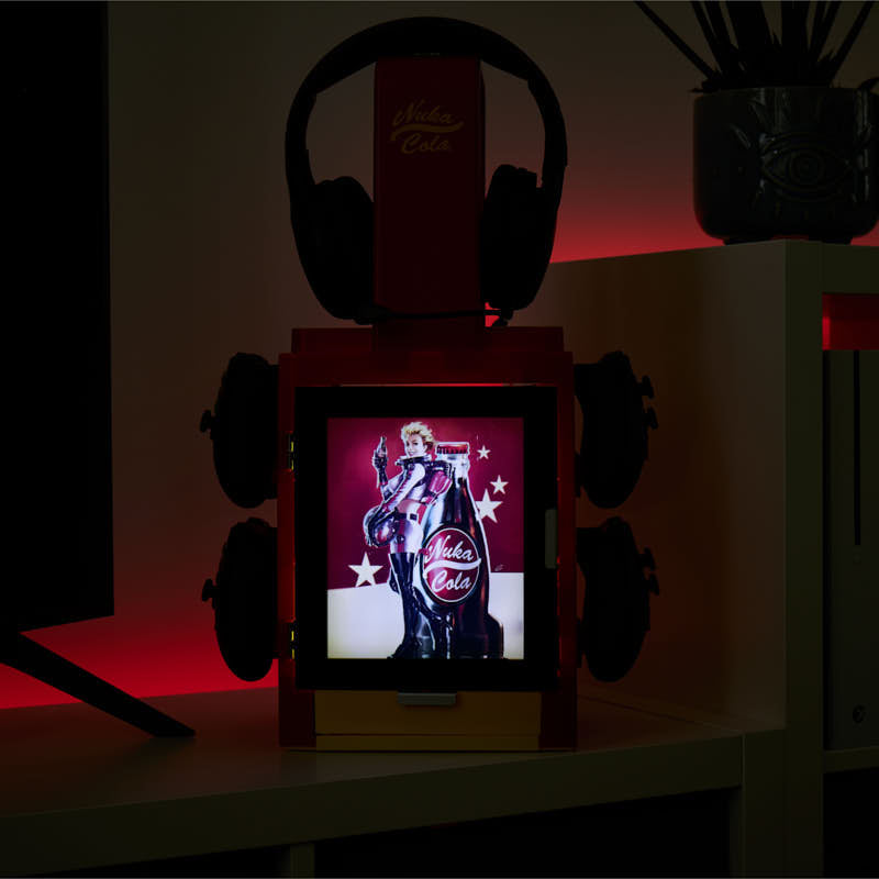 numskull-fallout-nuka-cola-gaming-locker-led-rot-10-spiele image 2