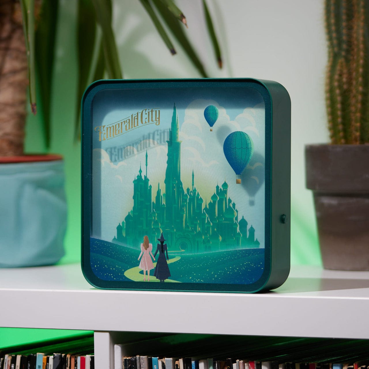 numskull-wicked-acryl-led-lampe-emerald-city image 1