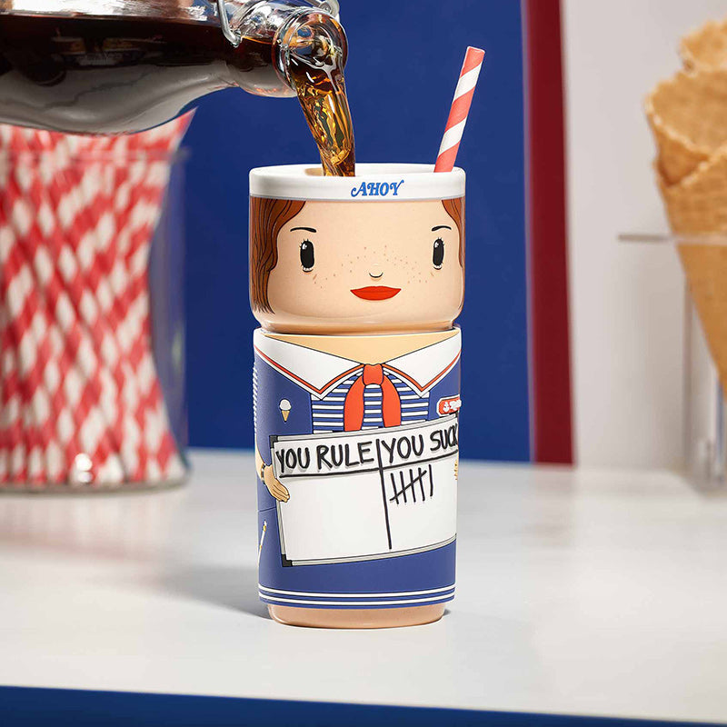 numskull-coscups-stranger-things-robin-scoops-tasse-keramik image 3