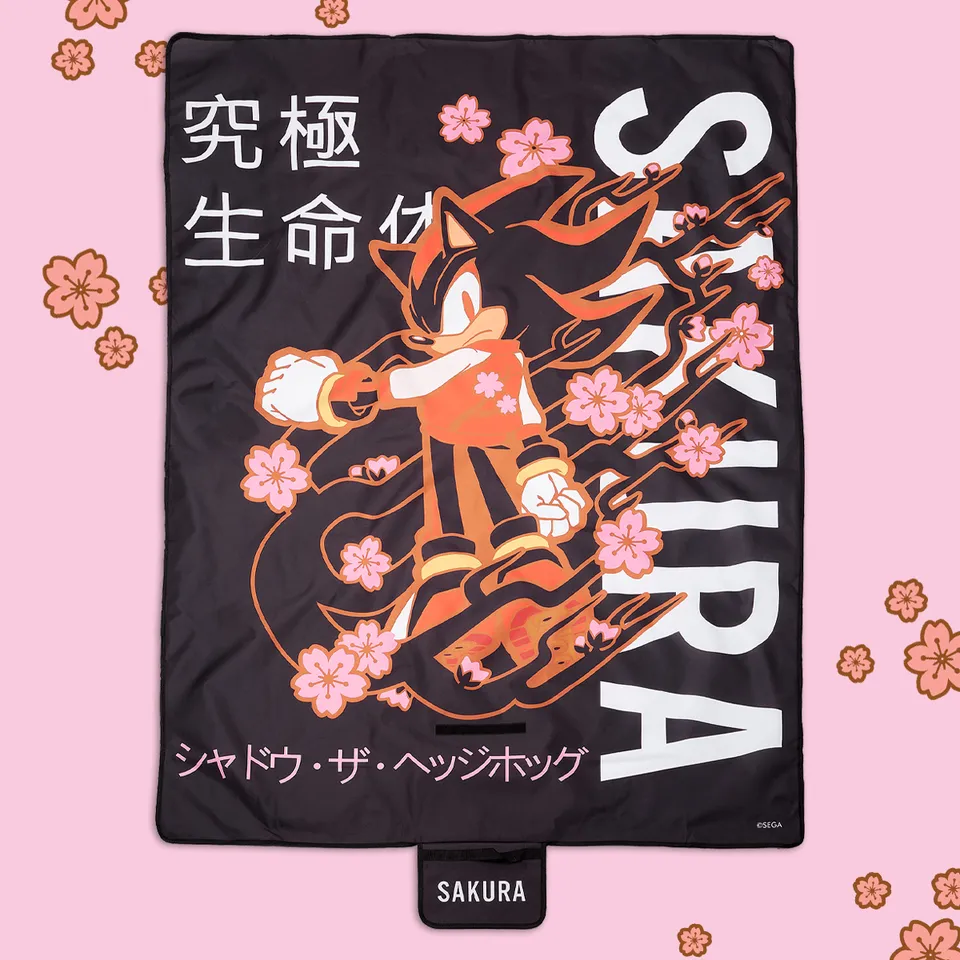 sega-sakura-shadow-picknickdecke-sonic-decke-schwarz-sakura image 1
