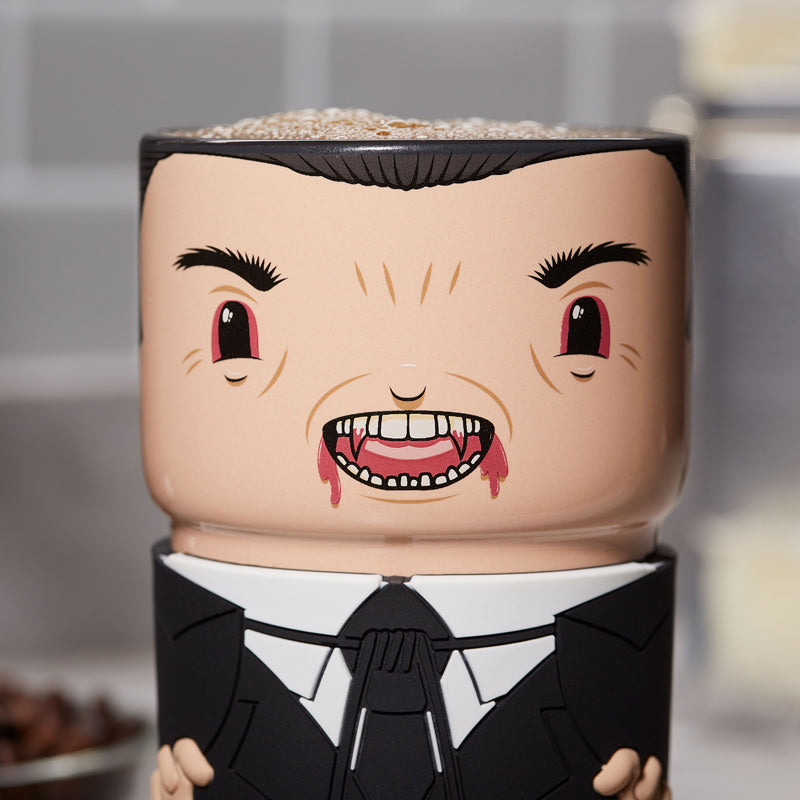 numskull-dracula-coscup-keramik-tasse-400-ml-mit-silikonmanschette image 7