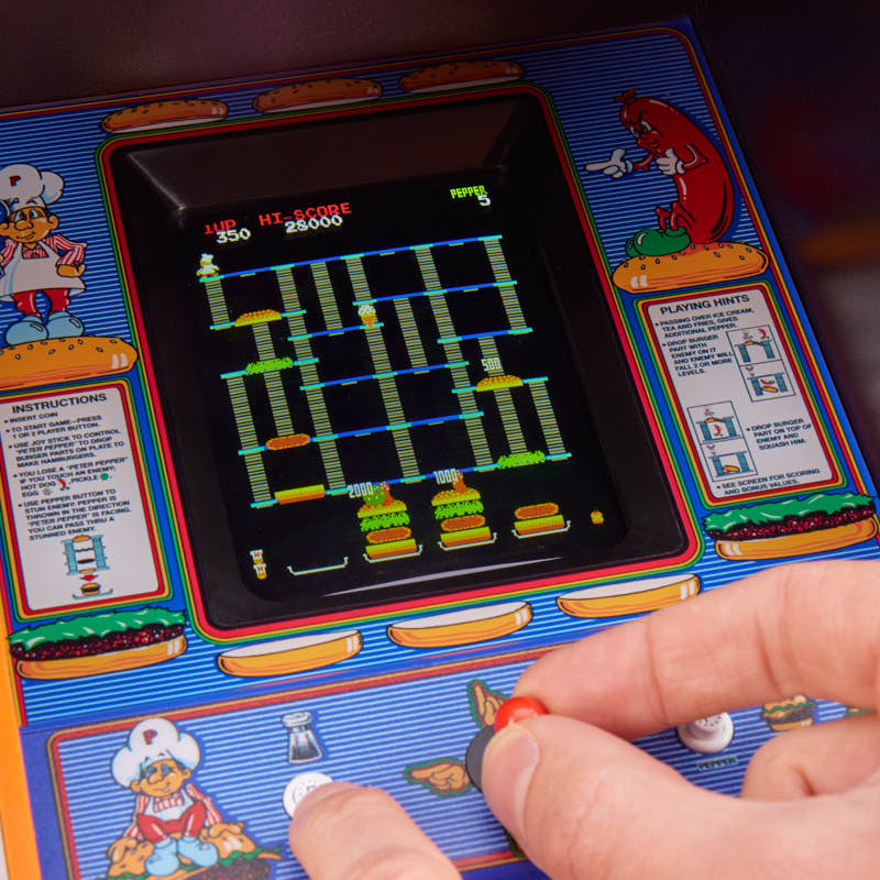 numskull-data-east-burgertime-mini-arcade-automat-quarter image 4