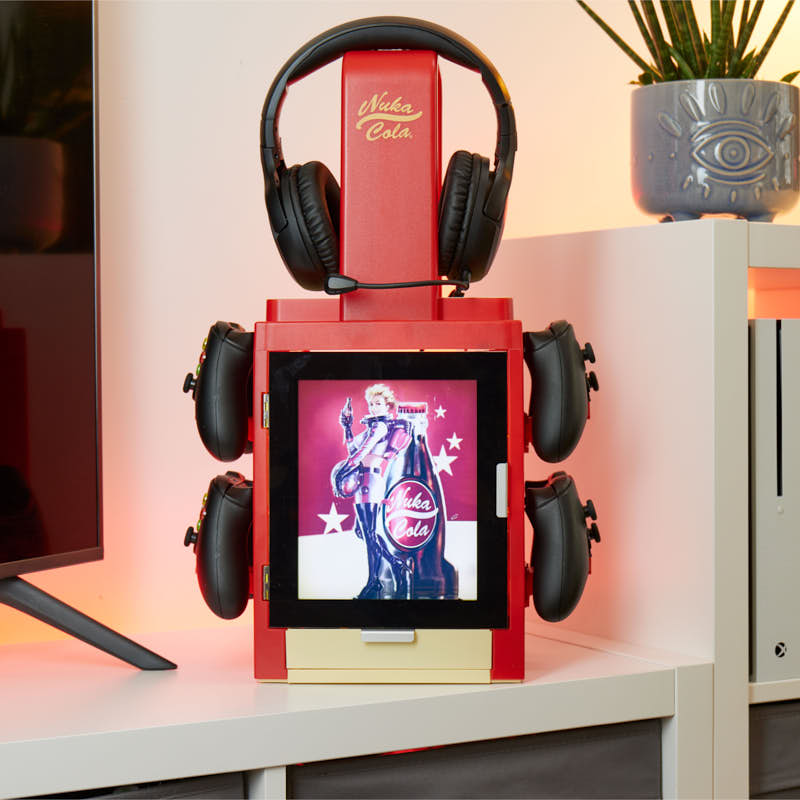 numskull-fallout-nuka-cola-gaming-locker-led-rot-10-spiele image 1