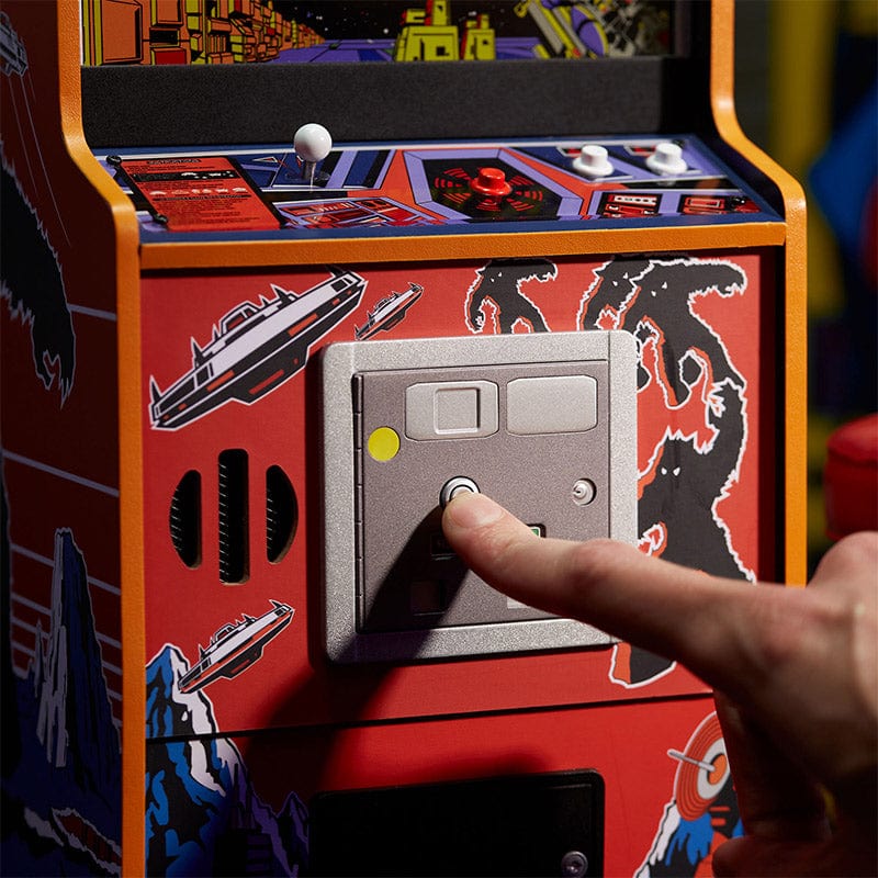 numskull-quarter-arcades-space-invaders-part-ii-automat-mit-hocker image 8