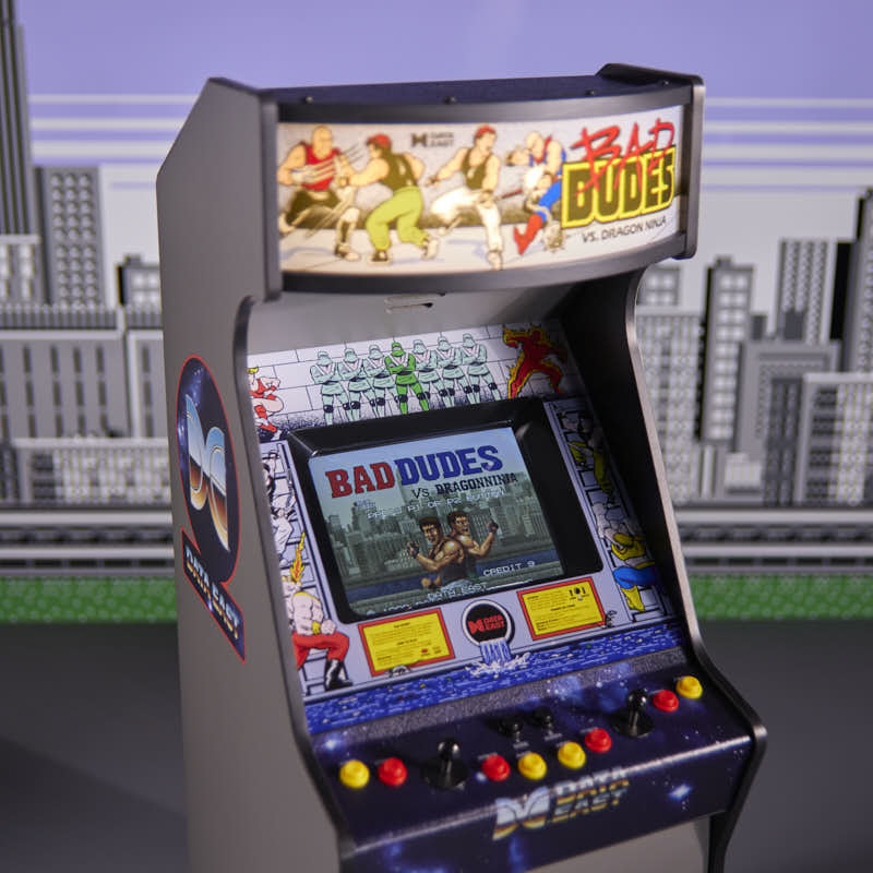 numskull-quarter-arcades-bad-dudes-arcade-automat-collectors-edition image 2