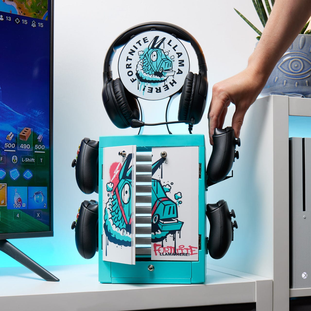 numskull-gaming-locker-fortnite-spiele-aufbewahrung-lama image 2