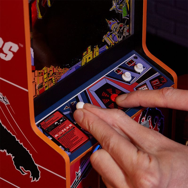 numskull-quarter-arcades-space-invaders-part-ii-automat-mit-hocker image 6