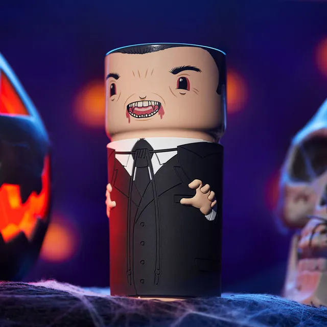 numskull-dracula-coscup-keramik-tasse-400-ml-mit-silikonmanschette image 1