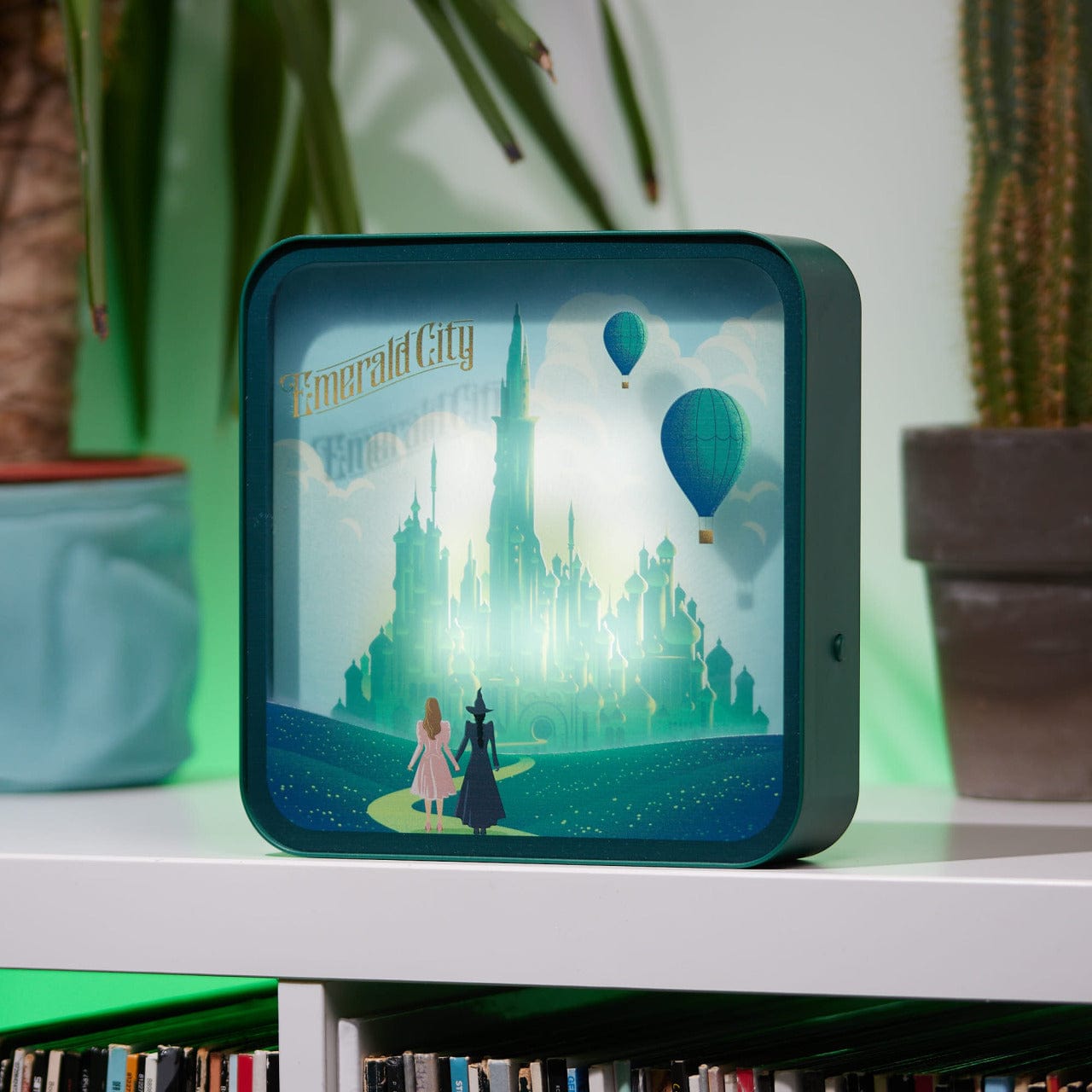 numskull-wicked-acryl-led-lampe-emerald-city image 3