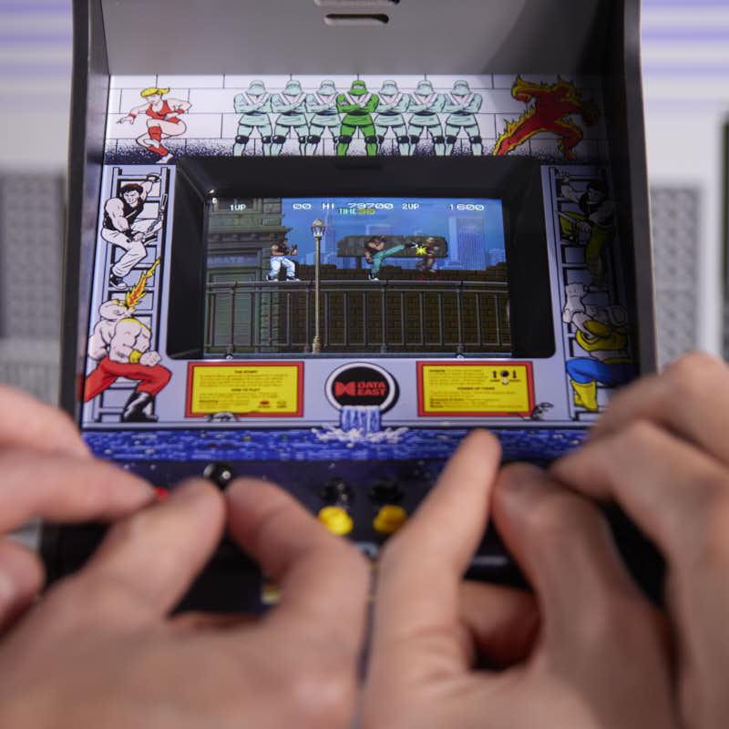 numskull-quarter-arcades-bad-dudes-arcade-automat-collectors-edition image 6