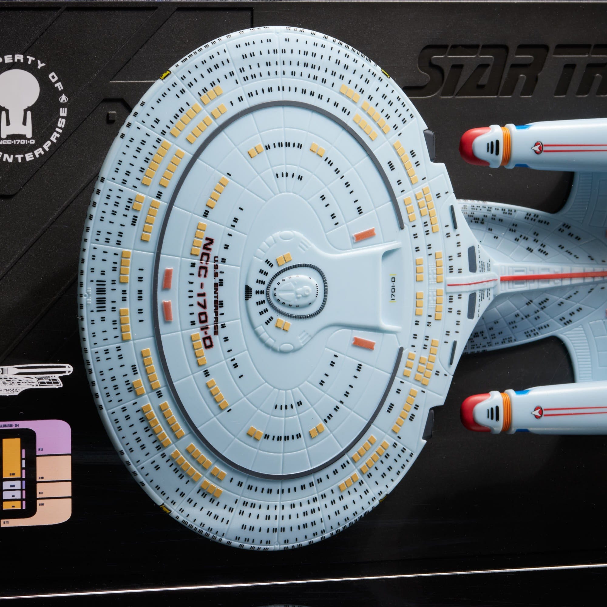 numskull-star-trek-enterprise-ncc-1701-d-plakette-sammlerplatte image 5