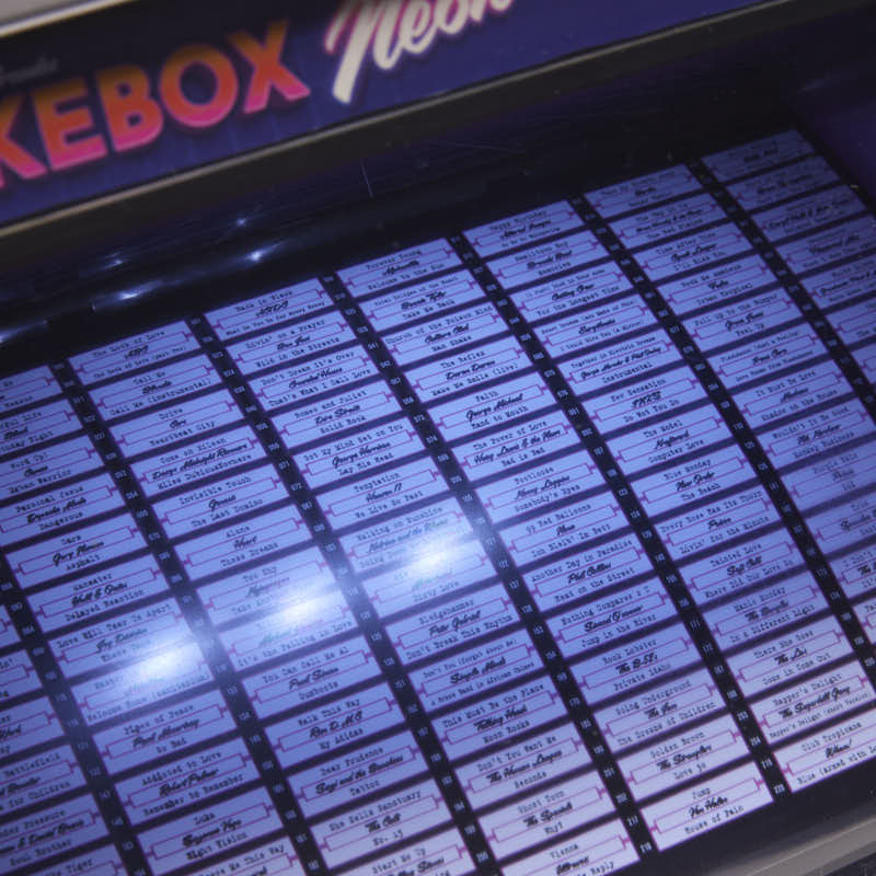 numskull-quarter-arcades-mini-jukebox-bluetooth-neon-80s image 6