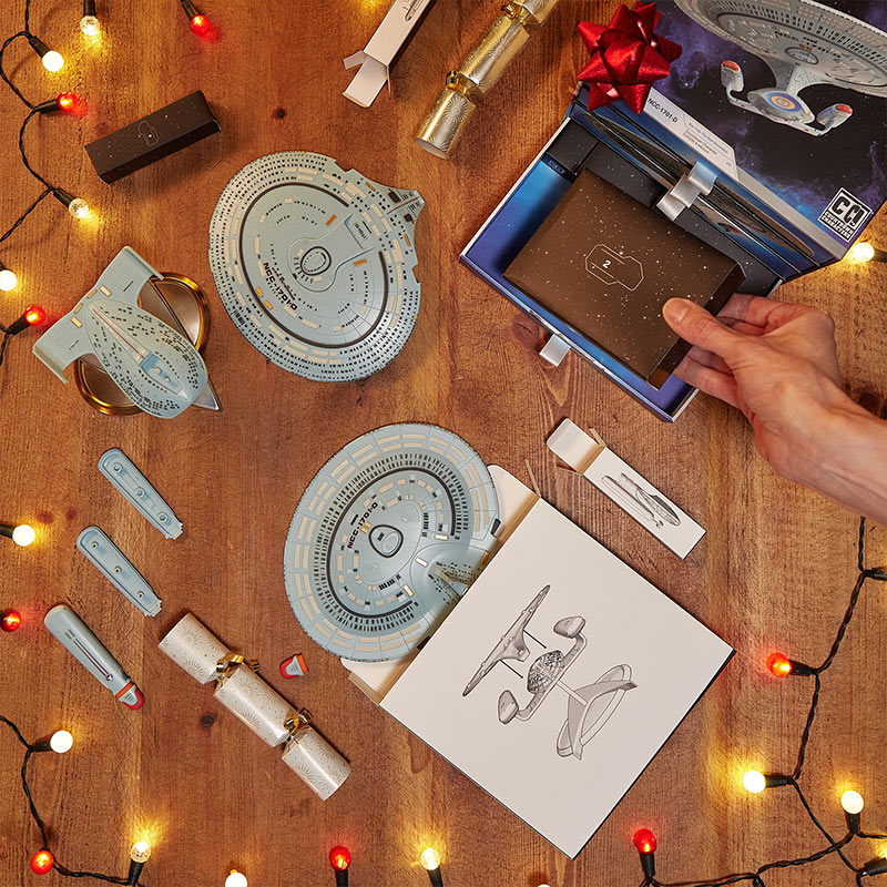 numskull-star-trek-uss-enterprise-ncc-1701-d-adventskalender-figur image 2