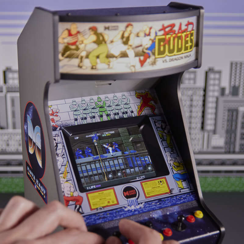 numskull-quarter-arcades-bad-dudes-arcade-automat-collectors-edition image 4