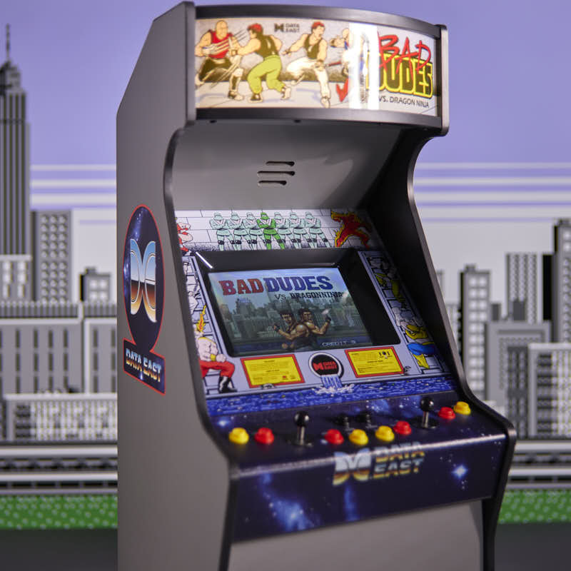 numskull-quarter-arcades-bad-dudes-arcade-automat-collectors-edition image 3